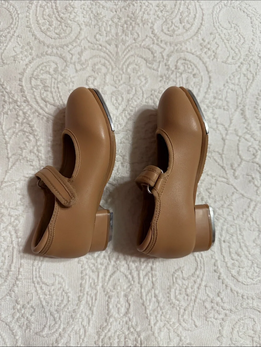 Girls Size 9.5C Tan Mary Jane Tap Shoes